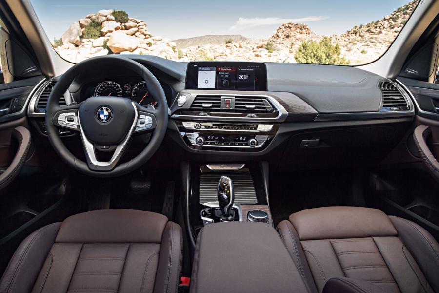 Торпедо BMW X3 xDrive30d xLine (G01) 2017 года  (WW) (фото 9 из 178)